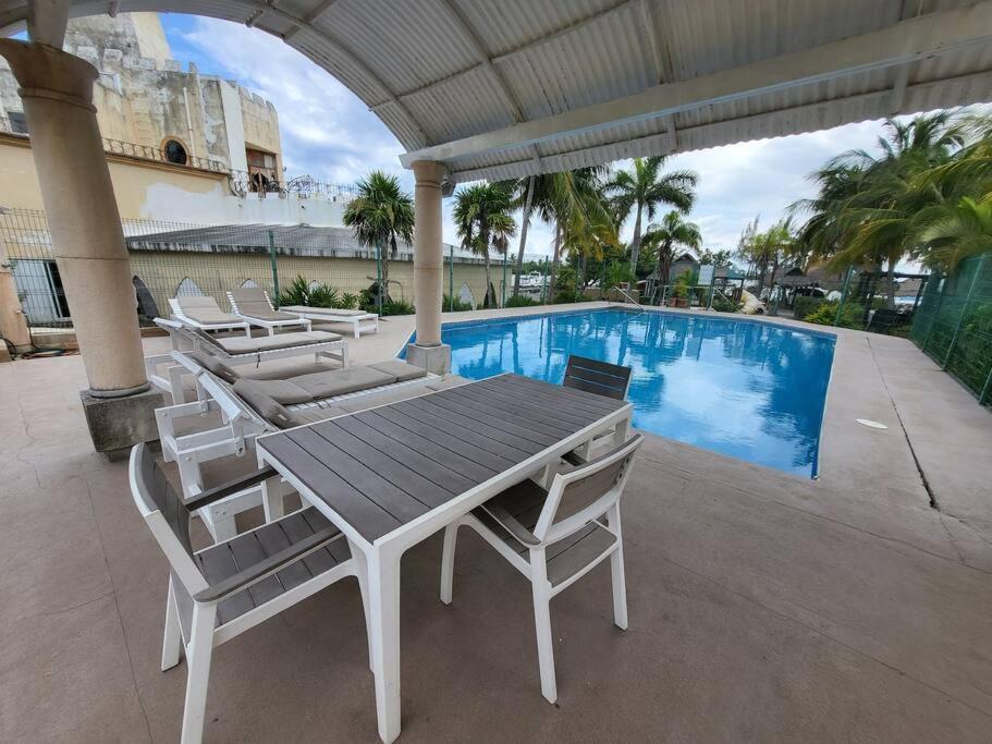 3 Rooms House At Side Of The Lagoon Cancún Exterior foto